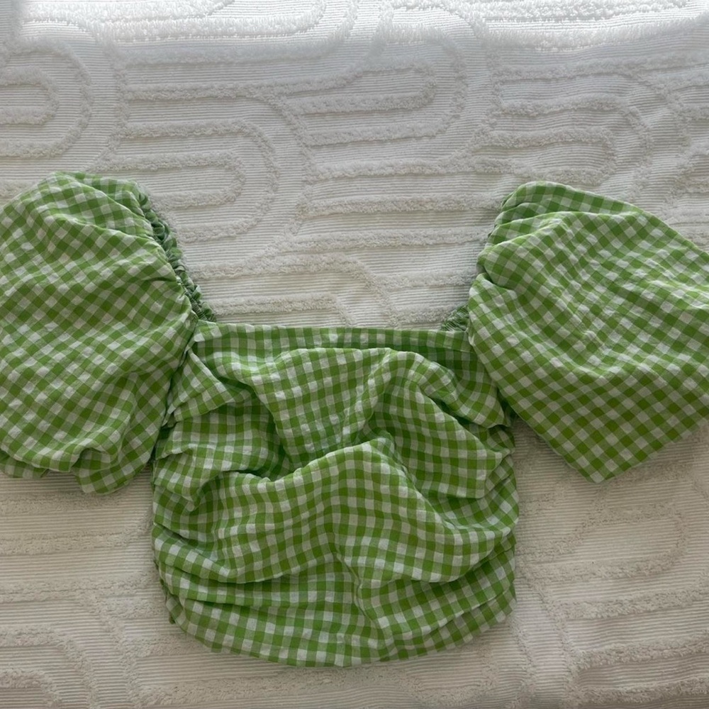 Green Gingham Puff Sleeve Top